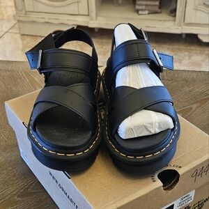 Voss ll Dr. Marten Sandals
